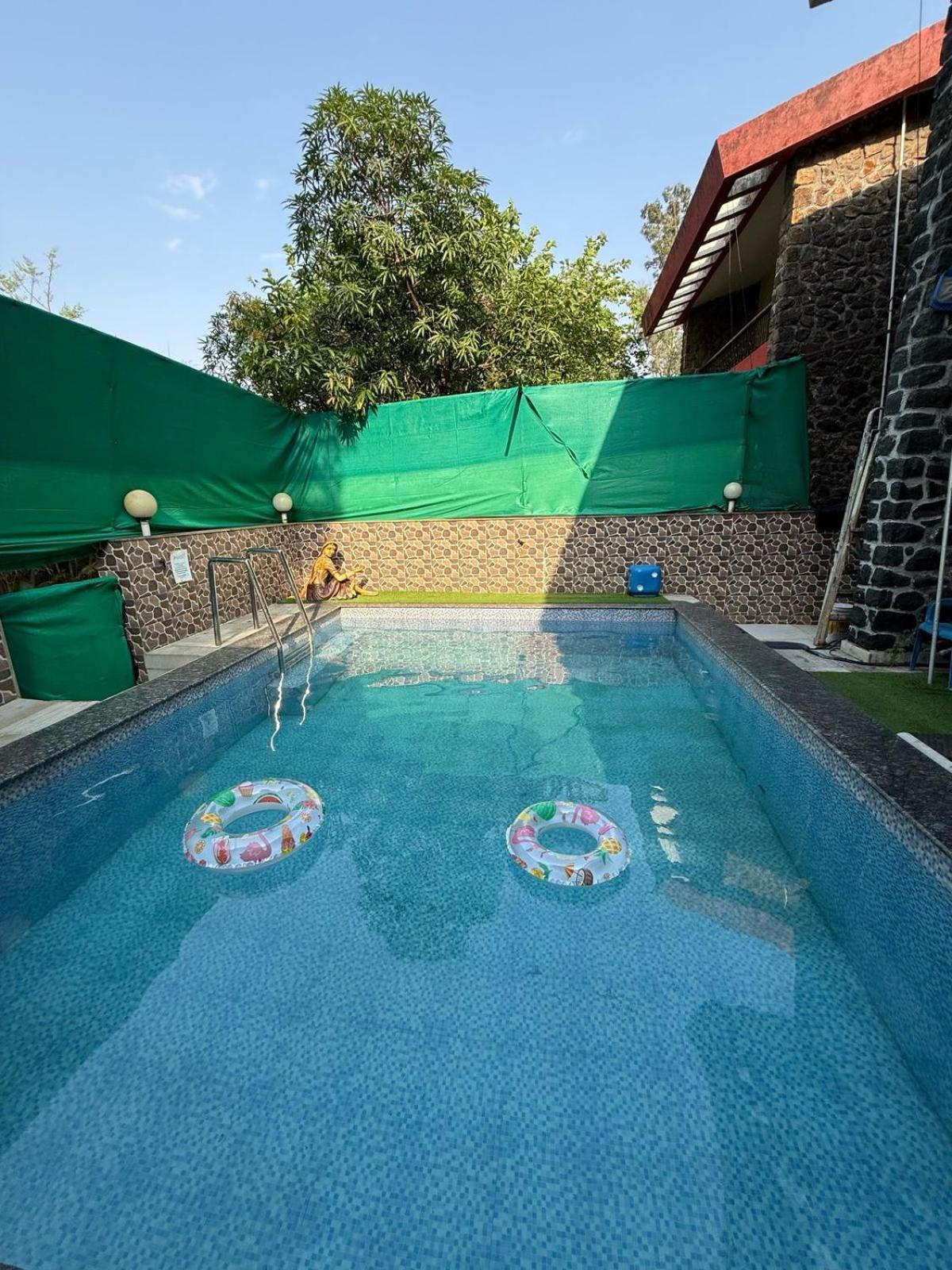 Вилла Blue Heaven- Lonavala 2 Bhk With Private Pool! Экстерьер фото