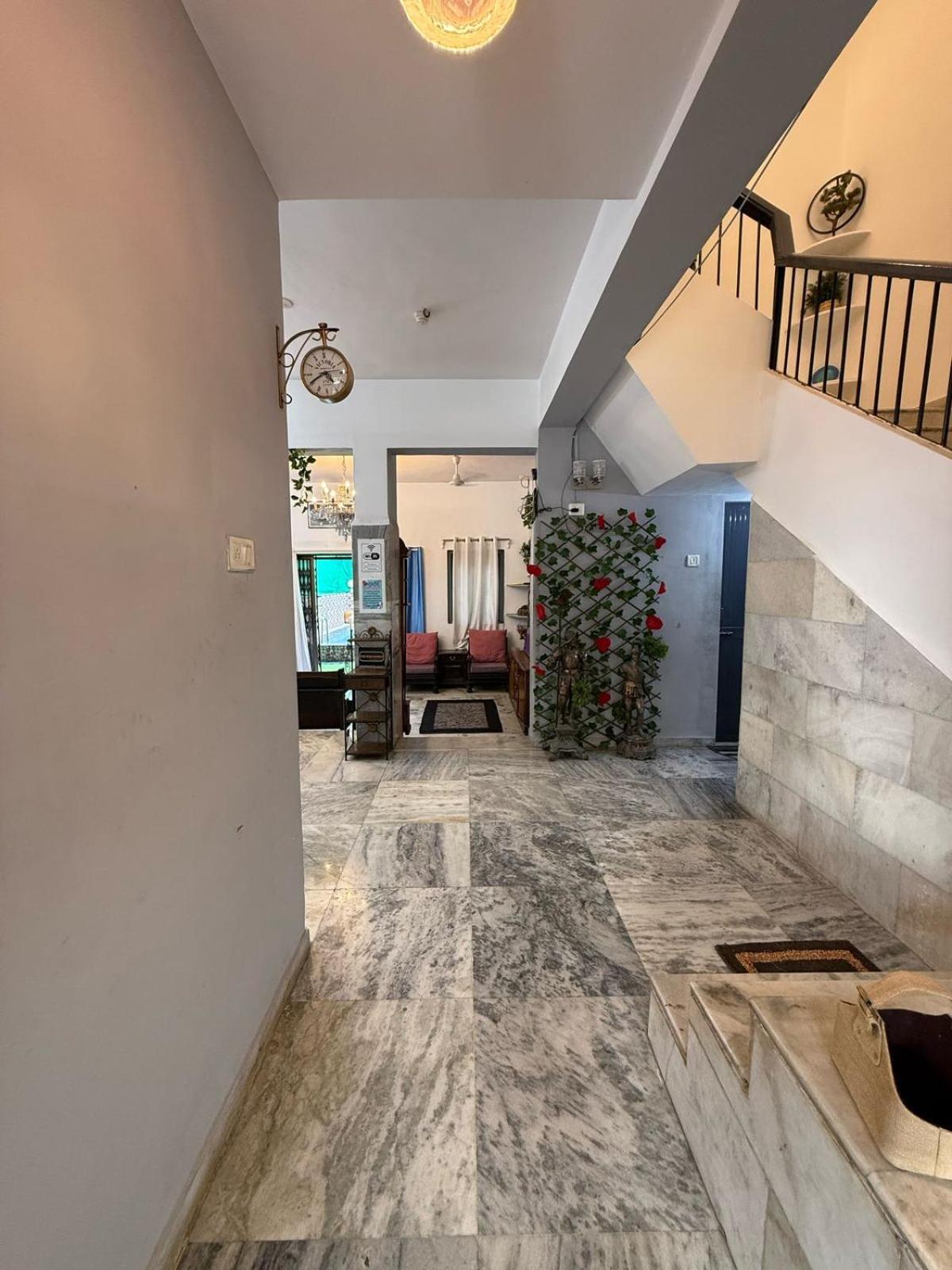 Вилла Blue Heaven- Lonavala 2 Bhk With Private Pool! Экстерьер фото